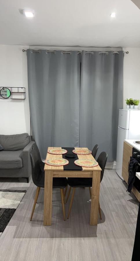 Appartement Moderne Refait A Neuf Proximite Centre Ville Et Plage Coudekerque-Branche Eksteriør bilde